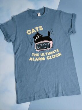Cat Lady Box Blue Kitty Alarm Clock Tee - Size Medium